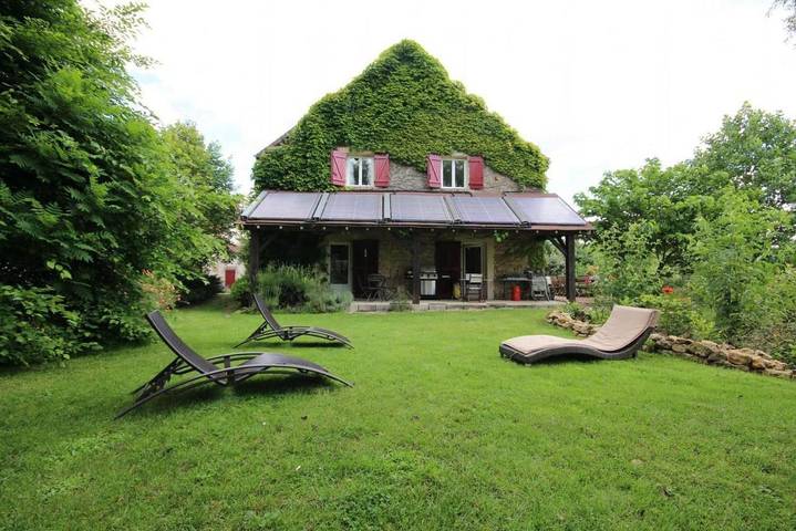 Chambre d’hôte pour 2 personnes, avec jardin et terrasse dans Devay