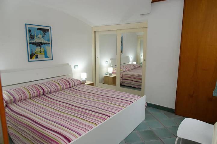 Gîte pour 5 personnes, avec jacuzzi, animaux acceptés dans Ischia Porto - 2