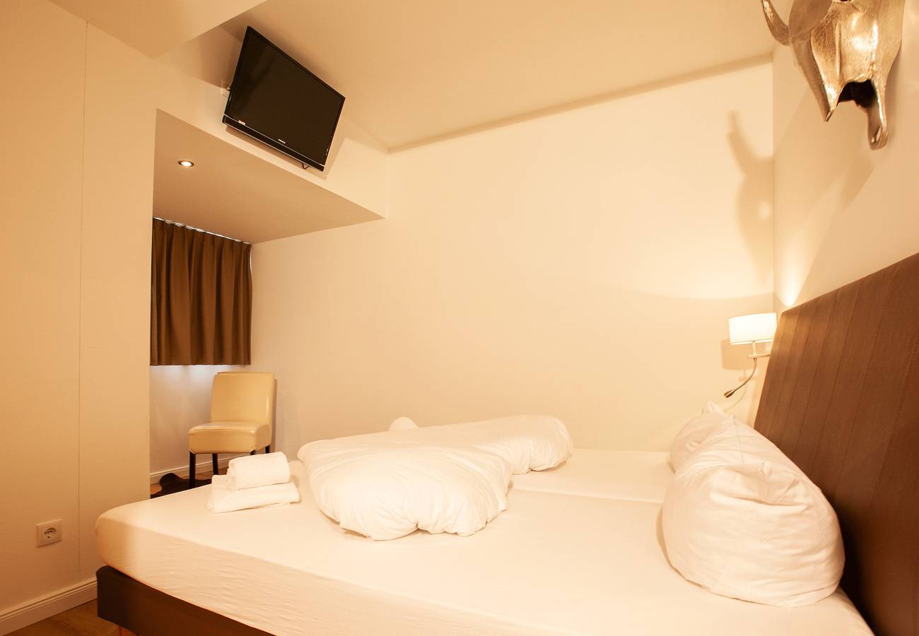 Ganze Wohnung, Ferienwohnung für 6 Personen mit Sauna in Rätikon Gebirgsgruppe, Tschagguns