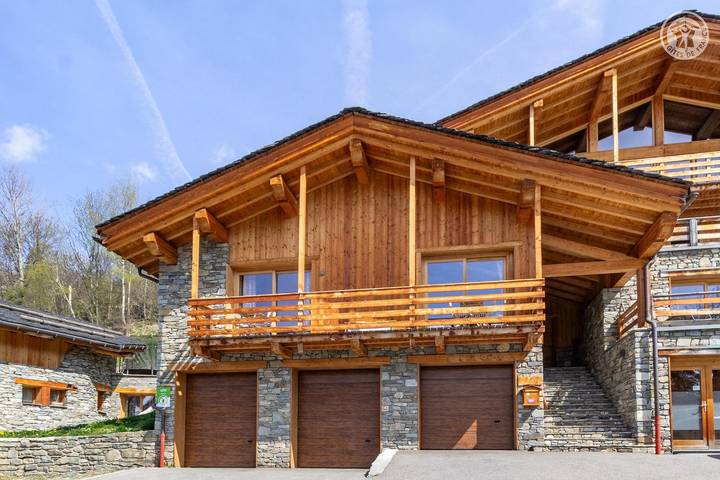 Gîte pour 6 personnes, avec Terrasse à La Thuile