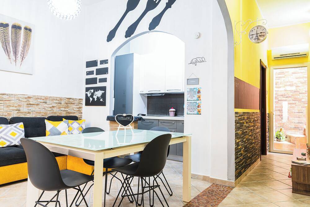 Vacation home Monserrato Cagliari - Ryan's house - Breakfast included in Monserrato, Campidano