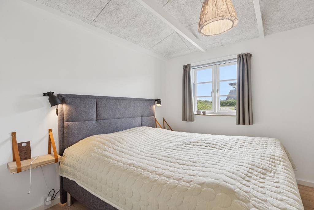Helles und gemütliches Ferienhaus mit Wildnisbad in Søndervig, Holmsland Klit