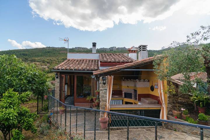 Estudio para 2 personas, con terraza en Extremadura