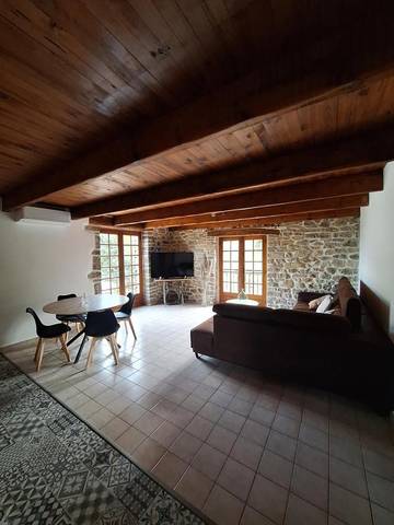 Gîte pour 4 personnes, avec vue et terrasse à Martignargues