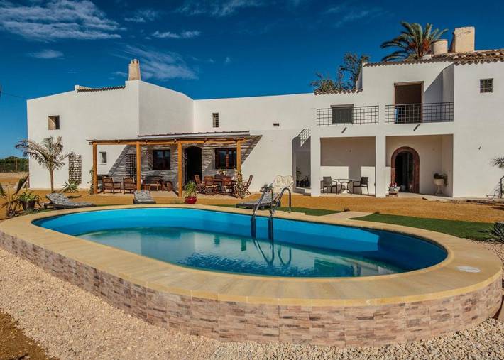 Casa rural para 12 personas, con jardín además de vistas y piscina en Vera - 3