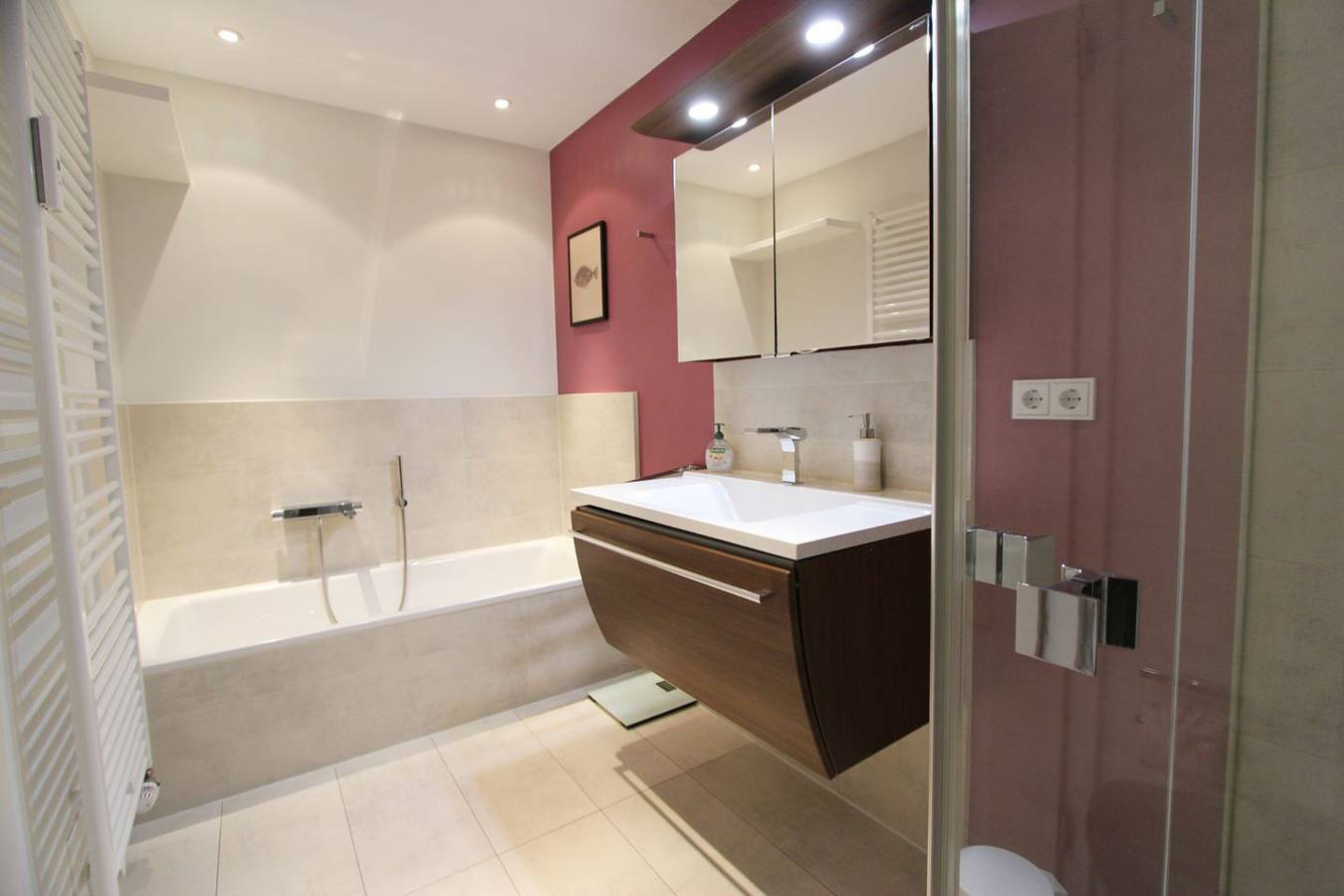 Ganze Wohnung, Helle 3-Zimmer-Wohnung auf einer Ebene in ruhiger, strandnaher Lage in Wenningstedt, Sylt