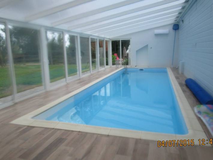 Gîte pour 2 personnes, avec Terrasse ainsi que Jardin et Piscine à Aix-en-Ergny
