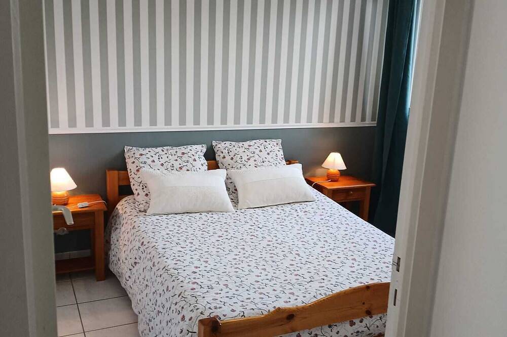 Ferienhaus am Meer für bis 6 Personen in Saint-Jean-de-la-Rivière, Côte de la Déroute