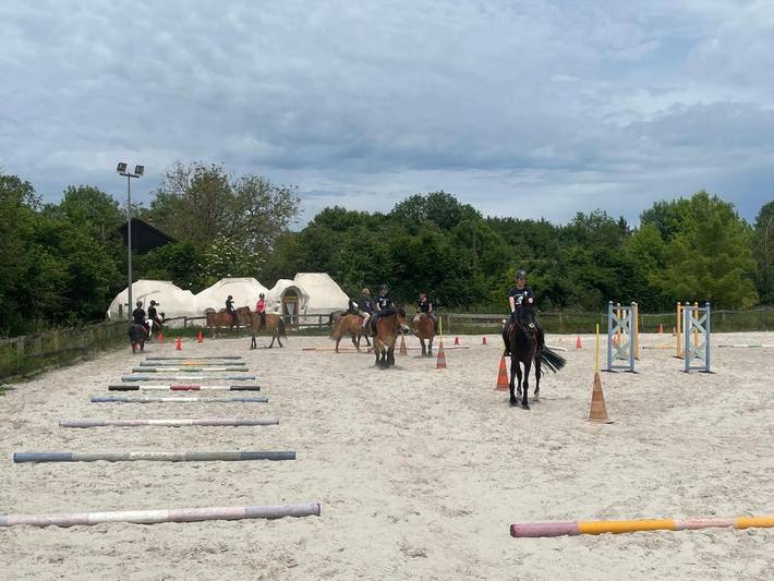 Camping pour 4 personnes, avec vue et jardin dans les Ardennes - 2