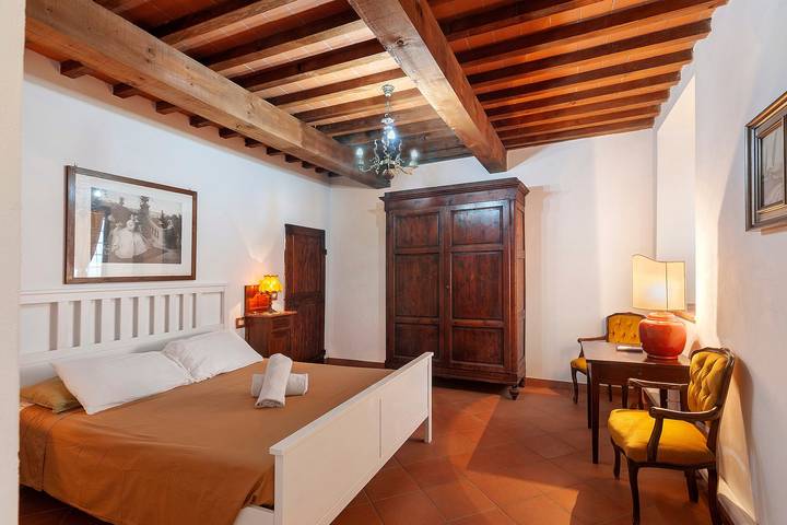 Appartamento intero, Appartamento Rosmarinus - Bilocale con vista sui vigneti toscani in San Casciano in Val di Pesa, Chianti