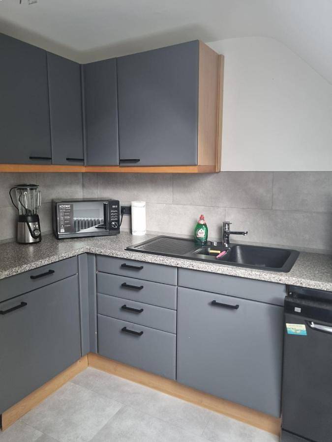 Ferienwohnung für 5 Personen, mit Terrasse und Sauna in Moers