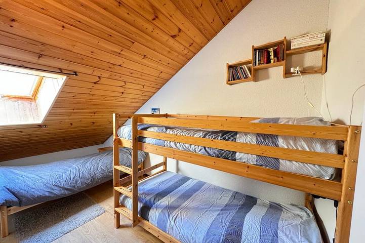 Gîte pour 7 personnes, animaux acceptés dans Les Grands Bains Du Monetier - 4