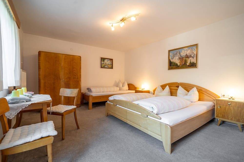 Gruppenhaus in der Nähe des Skigebiets in Zell am Ziller, Bezirk Schwaz