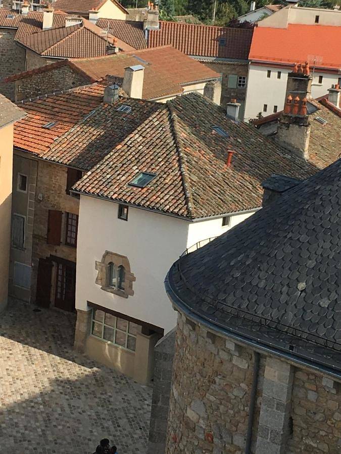 Location de vacances pour 6 personnes, avec vue et sauna, adapté aux familles à Le Malzieu-Ville - 2