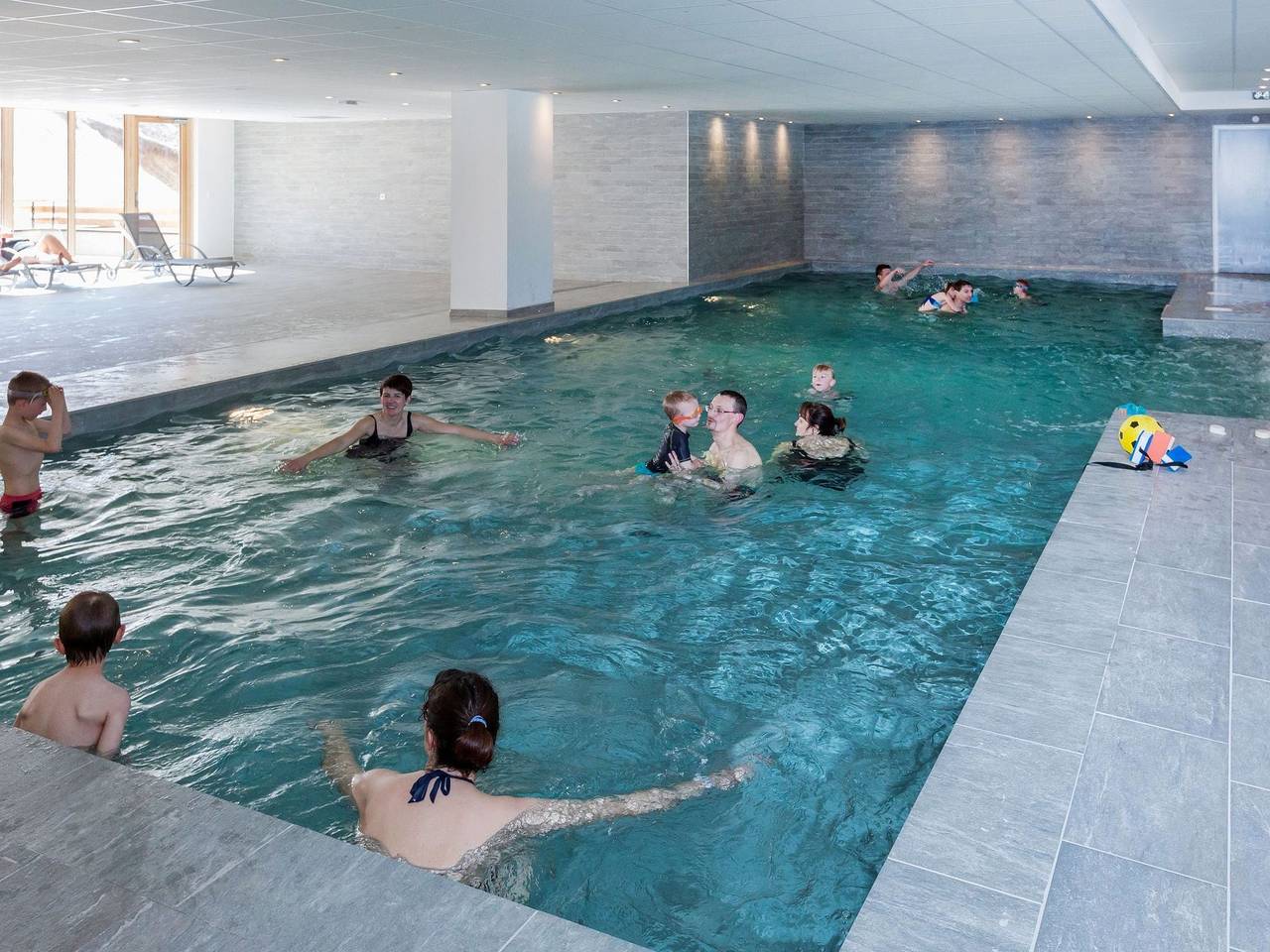 Apartamento entero, Chalet en Paradiski con piscina y spa in Plagne Villages, La Plagne-Tarentaise