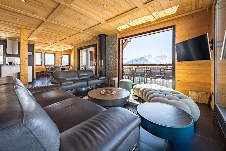 Chalet pour 15 personnes, avec piscine et terrasse dans La Toussuire