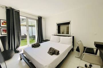 Villa pour 10 Personnes dans Antibes, Région de Cannes, Photo 1