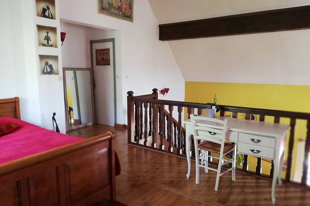 Propose 4 Chambres D'Hotes  chez l'Habitant jusqu'à 16 voyageurs in Chaveignes, Parc naturel régional Loire-Anjou-Touraine