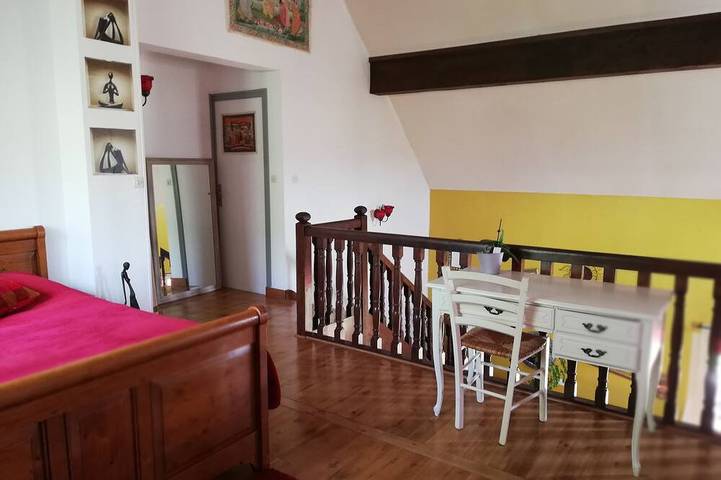 Location de vacances pour 6 personnes, avec jardin à Chaveignes - 2