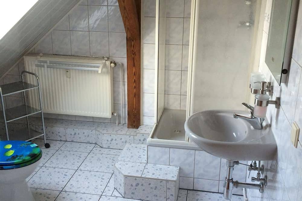 Ganze Wohnung, Dachgeschoss - Ferienwohnung in Finow, Eberswalde