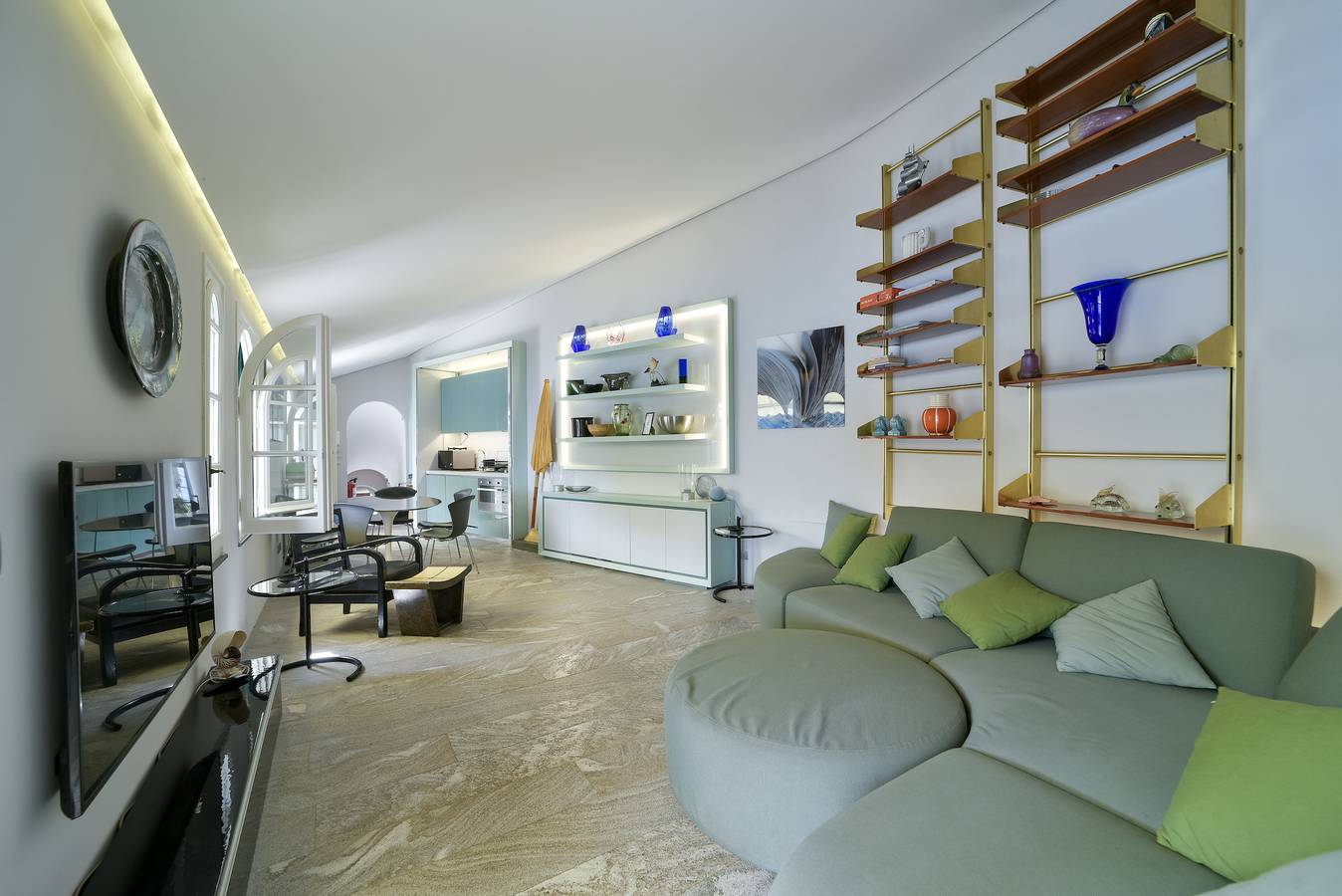 Entire apartment, The Stone Pine House - Paraggi in Spiaggia Eight, Riviera di Levante
