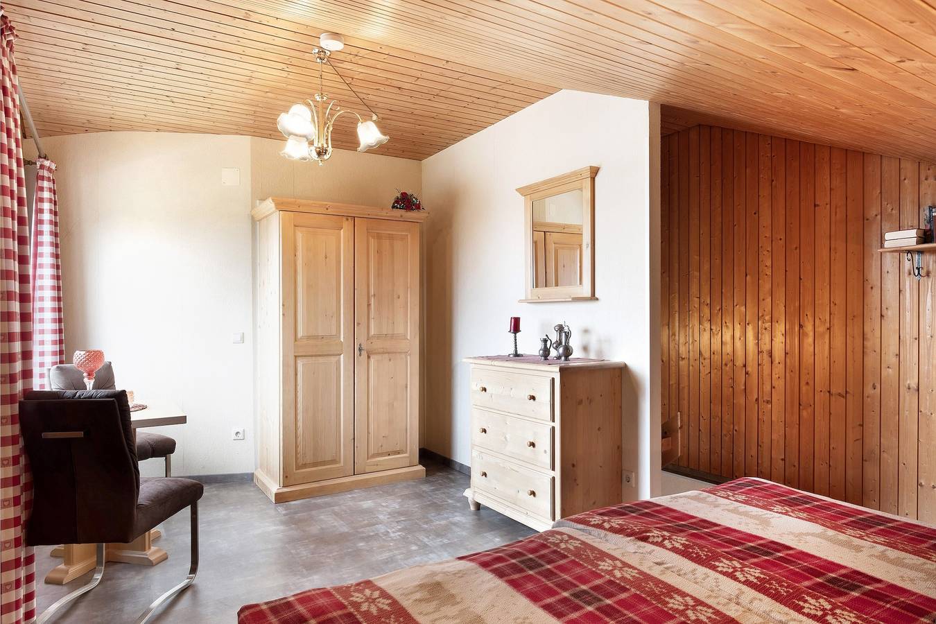 Appartement 'Morgensonne' met uitzicht op de bergen, privéterras en Wi-Fi, foto 15
