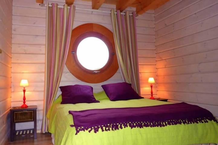 Location de vacances pour 5 personnes, avec terrasse et jardin à Plogoff - 2