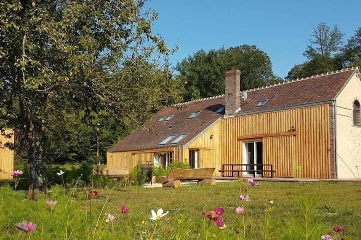 Maison de vacances pour 10 personnes, avec Terrasse et Jardin à Senonches