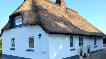 Ferienhaus für 4 Personen, mit Terrasse und Garten in Esgrus