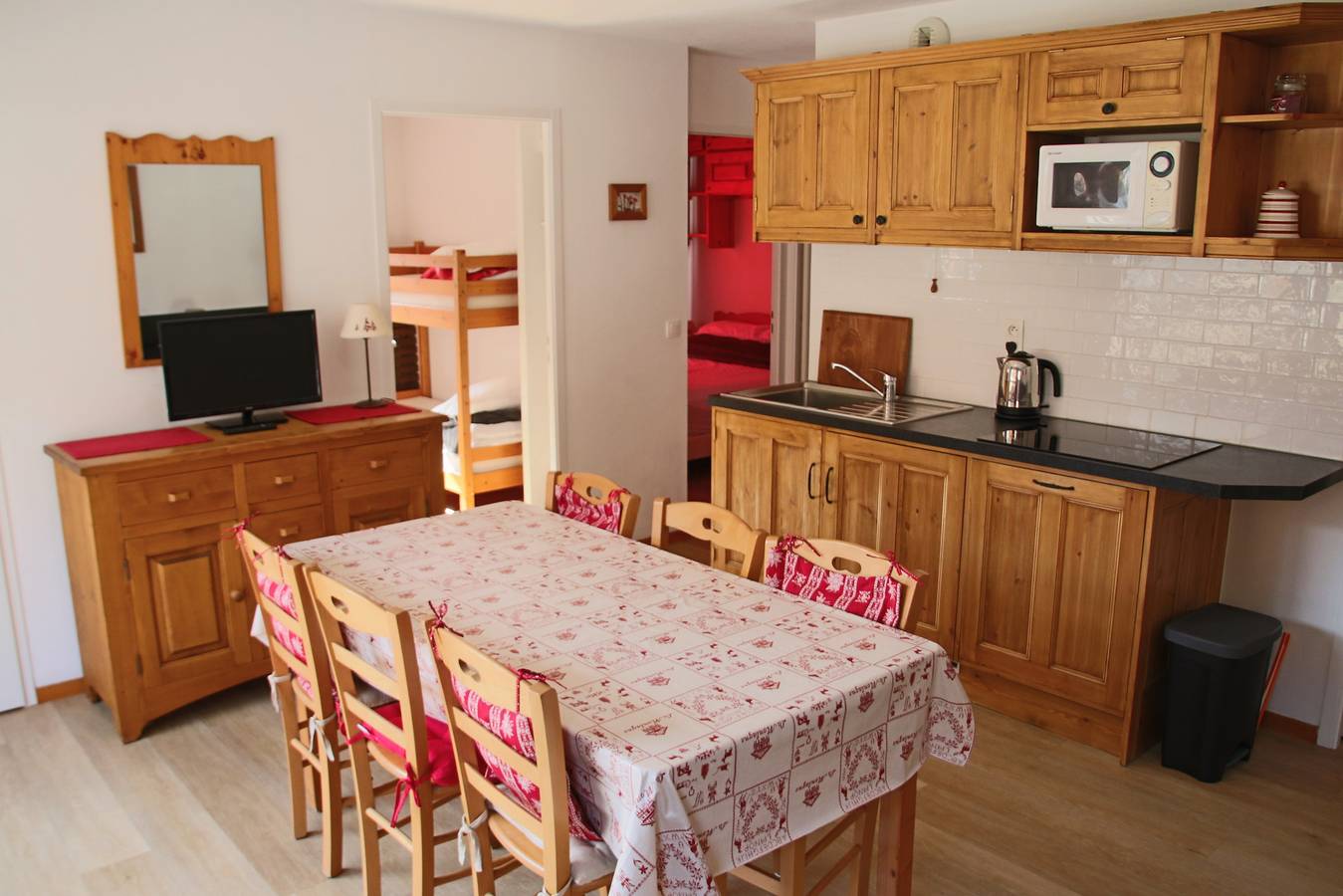 Geheel appartement, Balcons G 035 - Parc Nat. Vanoise appart. 8 pers. in Termignon, Saint-Jean-de-Maurienne regio