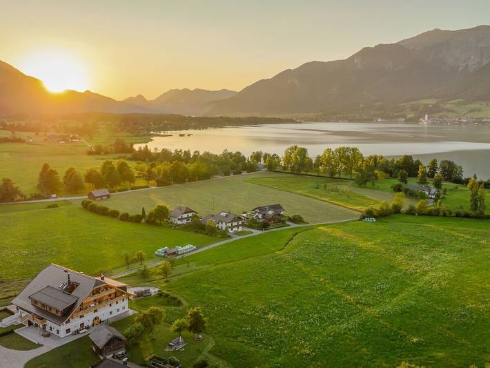 Ferienhaus für 2 Personen, mit Garten und Seeblick in Strobl