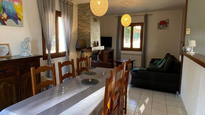 Maison de vacances pour 4 personnes, avec terrasse et jardin