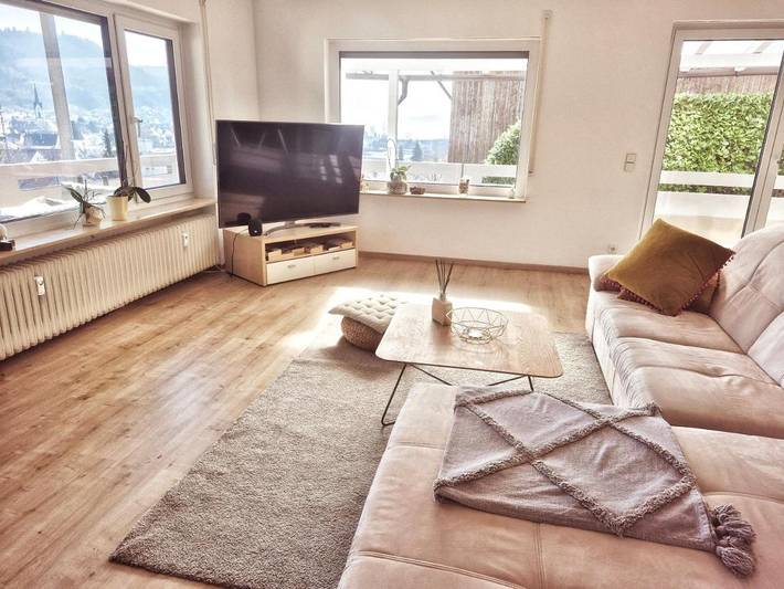 Apartamento de vacaciones para 6 personas, con vistas al lago además de vistas y jardín - 1