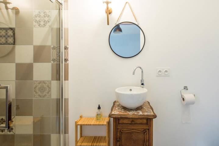 Location de vacances pour 7 personnes, avec bassin pour enfant et piscine ainsi que jardin et vue, animaux acceptés dans Aÿ-Champagne - 2