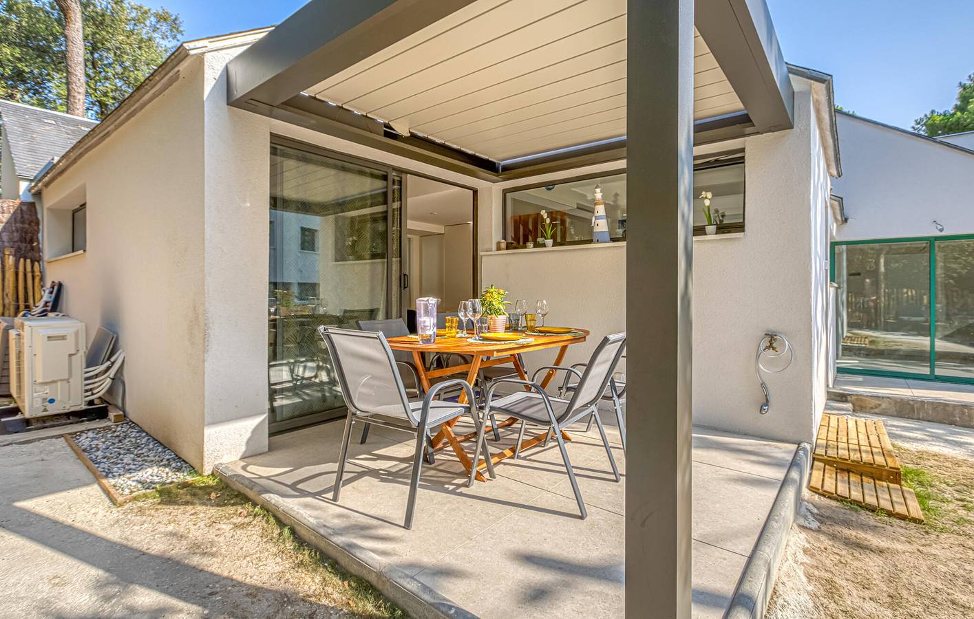 Acogedor apartamento con WiFi, TV, aparcamiento y jardín - A 2 km de la playa de Saint-Georges in Meschers-sur-Gironde, Saintes region
