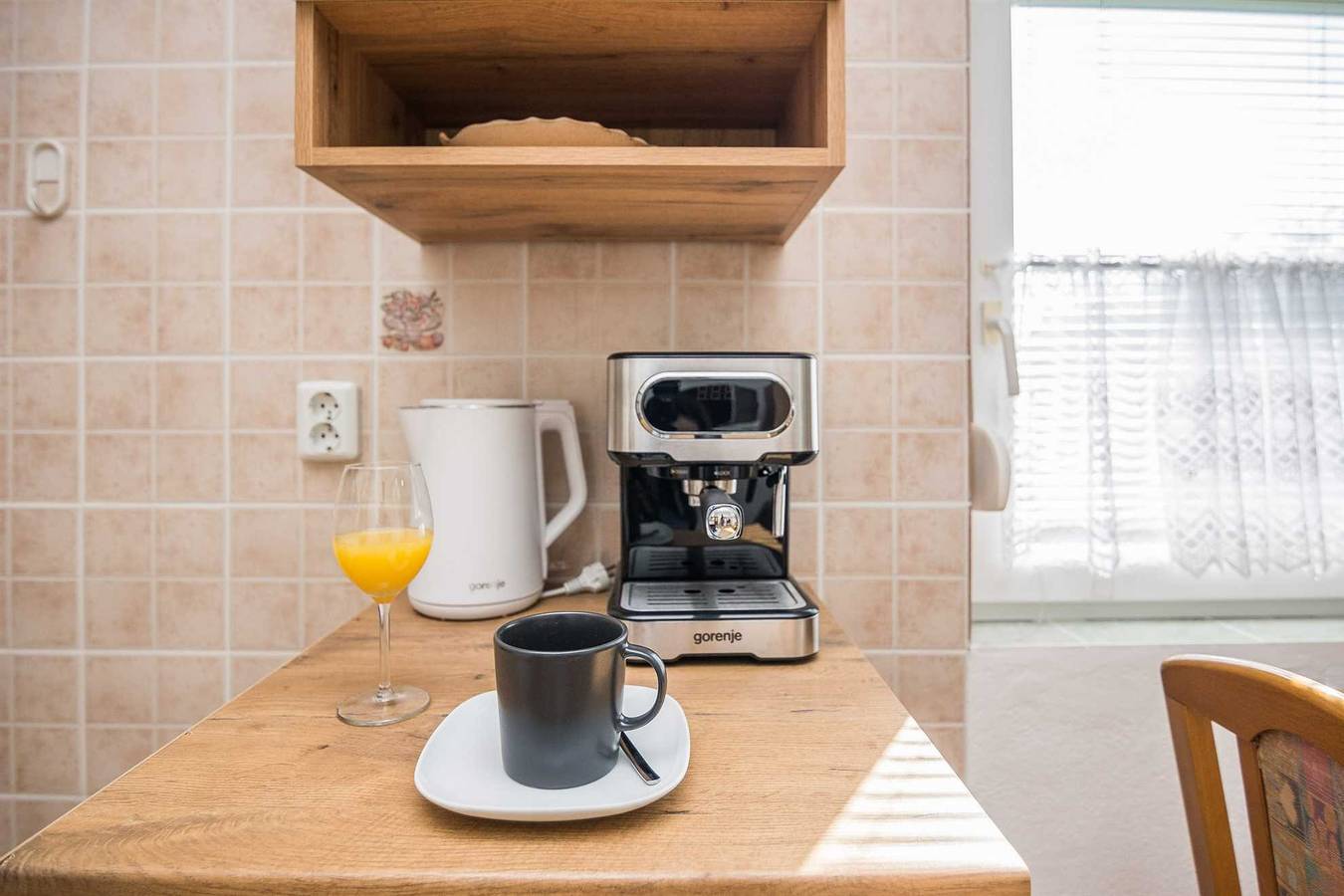Cały apartament, 400 m from beach | for 2-4 persons | air conditioning, Wi-Fi, Bbq in Privlaka, Zadar