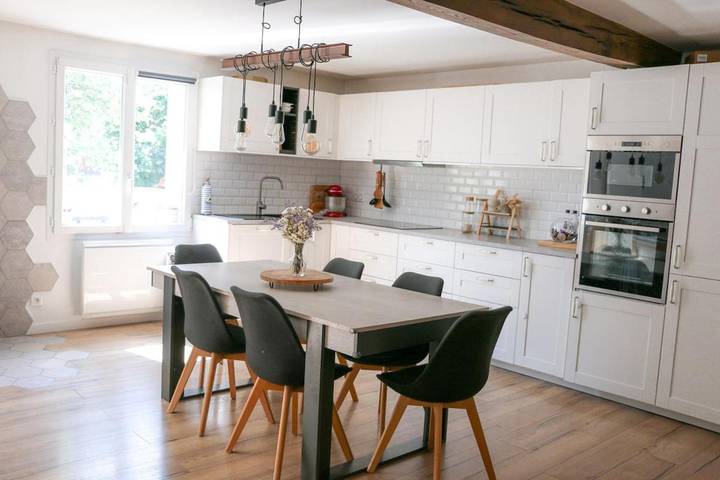 Gîte pour 7 personnes, avec terrasse, adapté aux familles à Fublaines