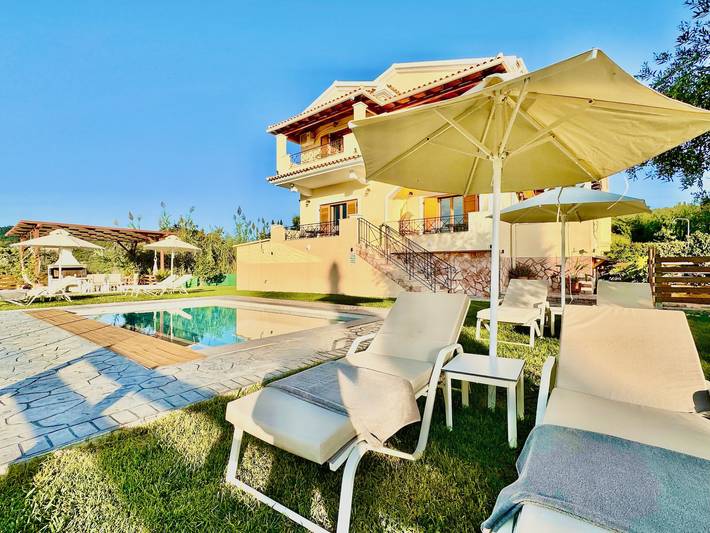 Villa für 8 Personen, mit Garten - 1