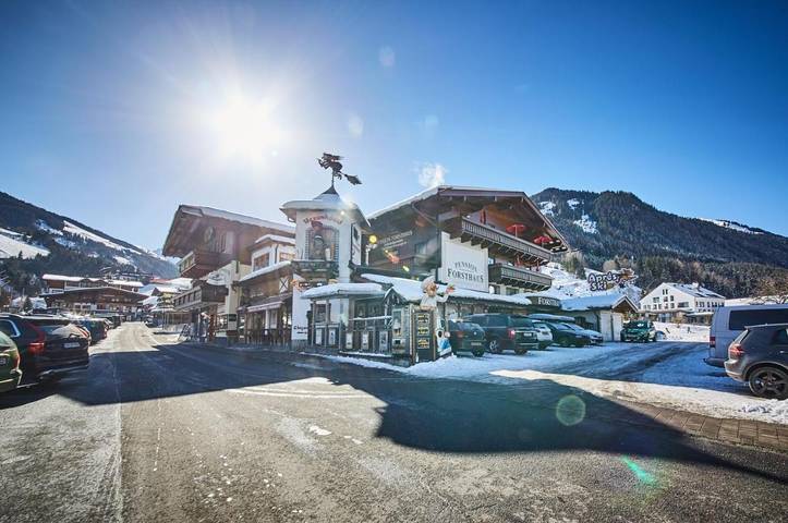 Ferienwohnung für 4 Personen, mit Balkon und Ausblick in Hinterglemm