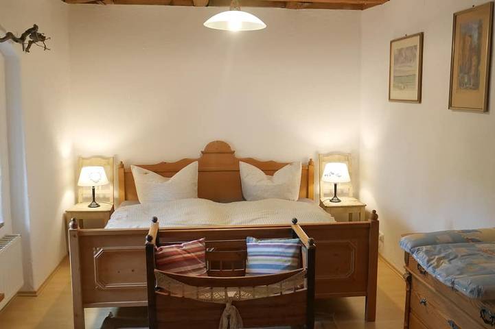 Ganze Wohnung, Großzügiges Ferienhaus mit Wellness & Entspannung in Wunsiedel, Landkreis Wunsiedel im Fichtelgebirge