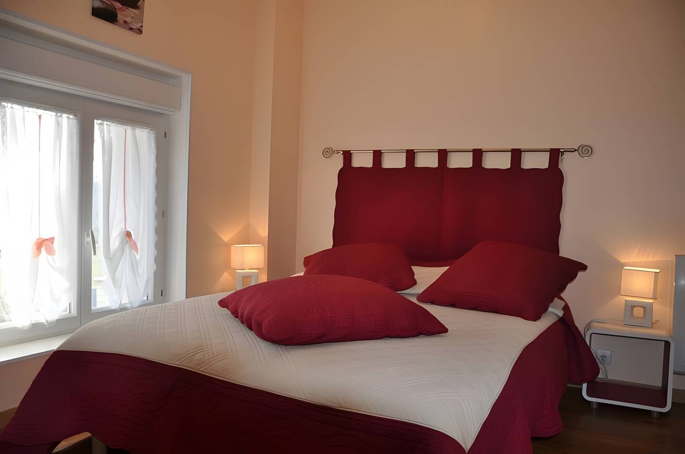 Casa de Vacaciones 'Les Sassiers' con Vista al Lago, Terraza Común y Wi-Fi in Saint-Firmin-sur-Loire, Región de Montargis
