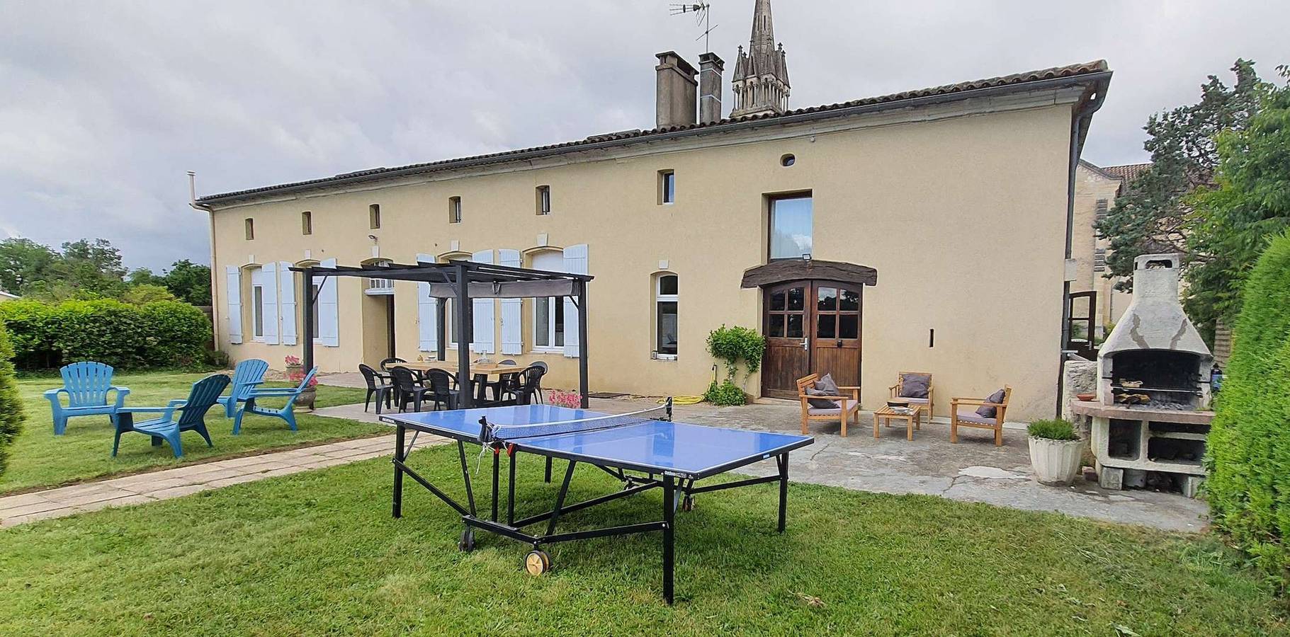 Ferienhaus für 13 Personen mit Pool in Baleyssagues, Marmande und Umgebung