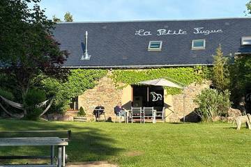 Gîte pour 4 personnes, avec jardin à Alligny-en-Morvan