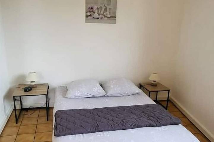 Gîte pour 5 personnes à Chasseneuil-du-Poitou - 2