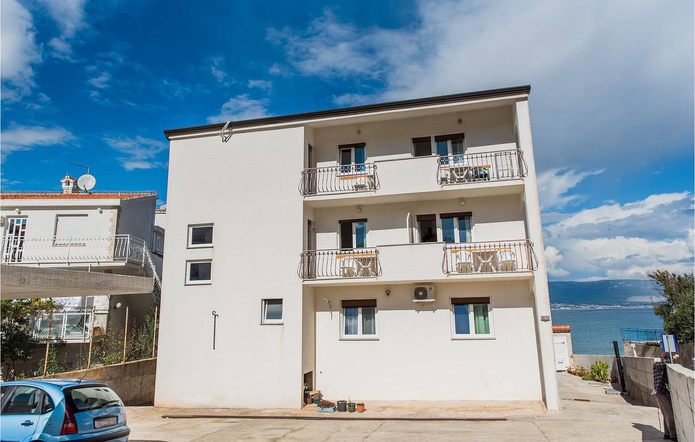Ganze Ferienwohnung, Gemütliche Ferienwohnung mit Terrasse, WLAN und Parkplatz – 700 m vom Strand entfernt in Slatine, Ciovo