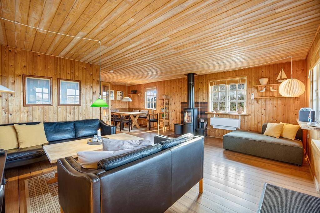 Traditionelles Ferienhaus, nur 150 m von der Nordsee in Ringkøbing, Holmsland Klit