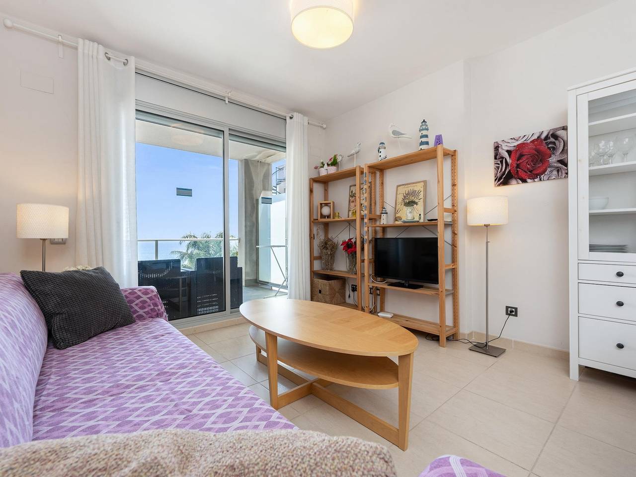 Entire holiday apartment, Apartment 20m from the beach with terrace to the sea in Miami Playa, Costa Dorada