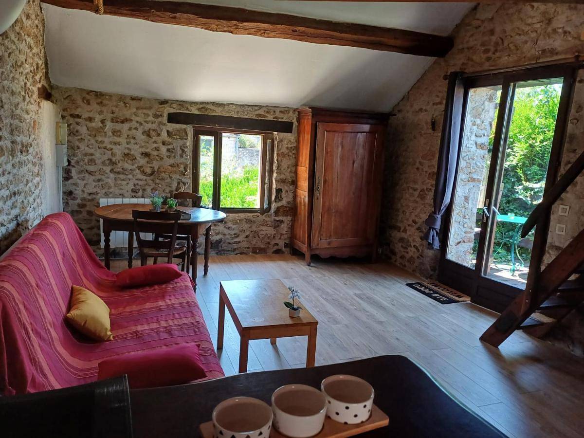 Appartement entier, Appartement en pierre au calme in Vert-Saint-Denis, Seine-et-Marne