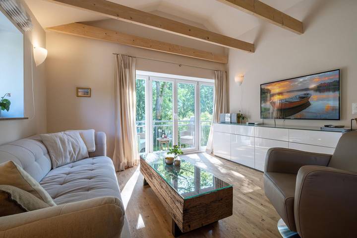 Ferienwohnung für 4 Personen, mit Balkon und Garten sowie Seeblick und Ausblick in Märchenweihnacht auf Schloss Glücksburg - 3