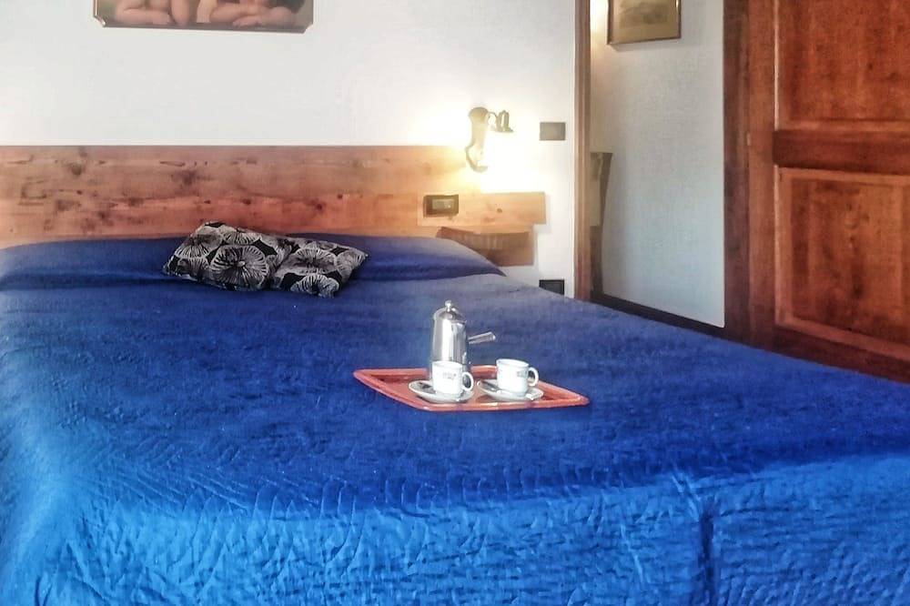 Ganze Wohnung, Panoramic appartament into Asolo olive tree grove - Ten minutes walk from center in Asolo, Treviso Provinz